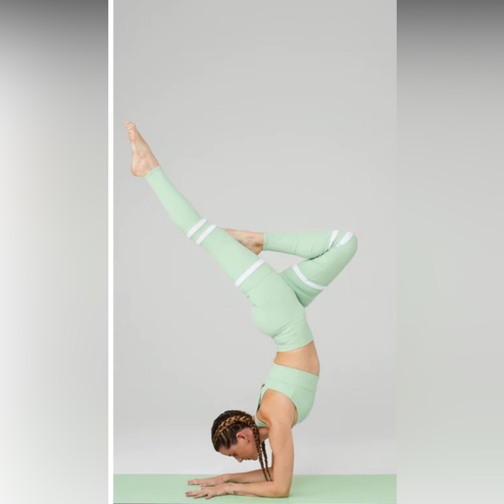 Alo yoga honeydew legit high rise leggings